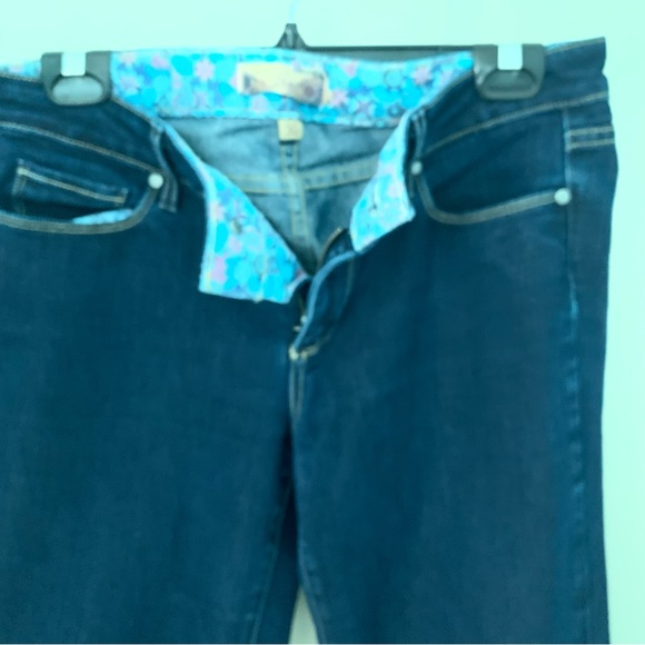 Women’s Jeans - Picture 5 of 6